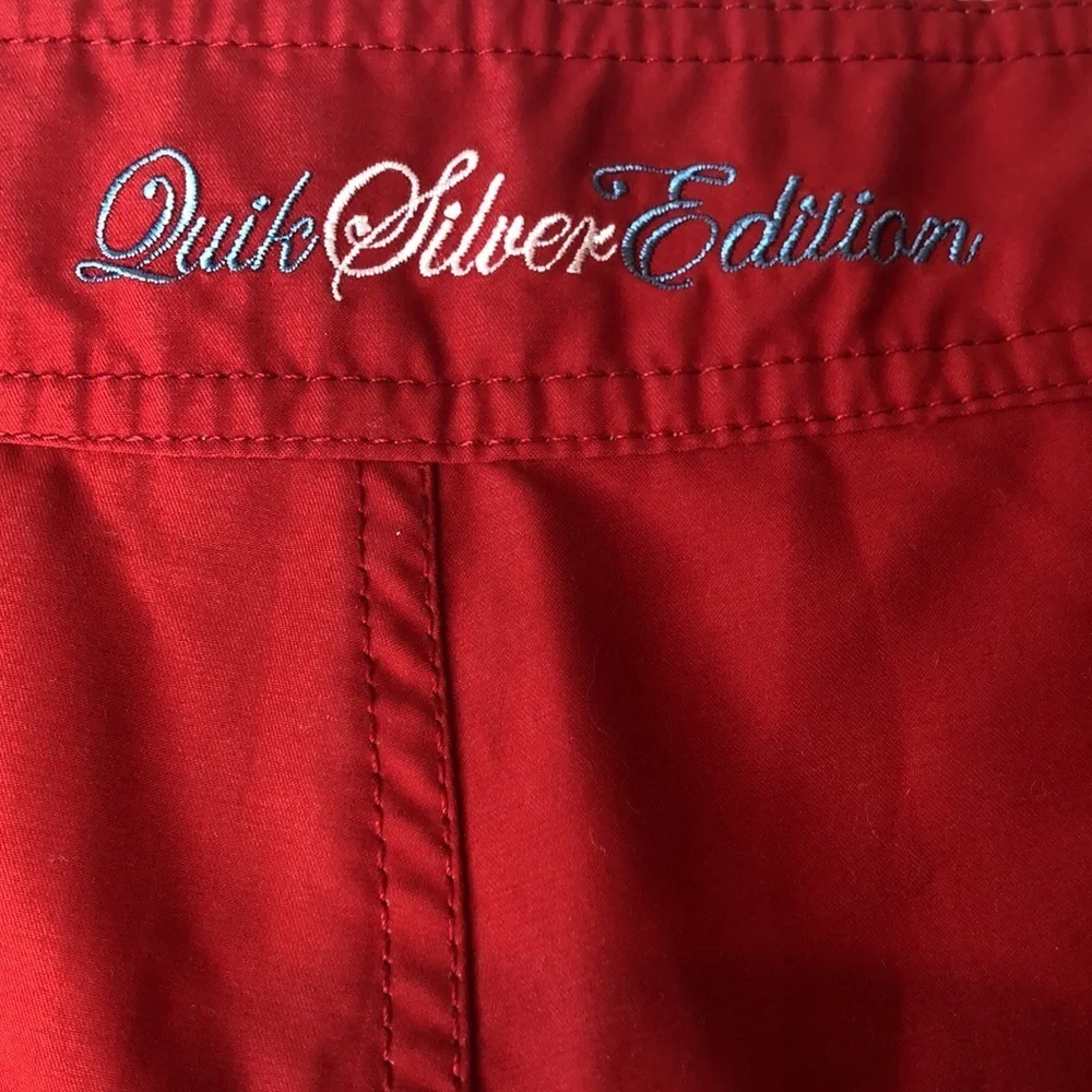 NWT QuickSilver Edition Vibrant Red Board Shorts Quick-Drying Swimwear Men’s 38